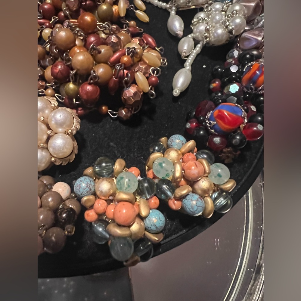 VINTAGE CLUSTERS - Picture 4 of 15
